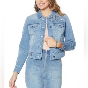 💙 NWT! Sequins & Beads Denim Jacket